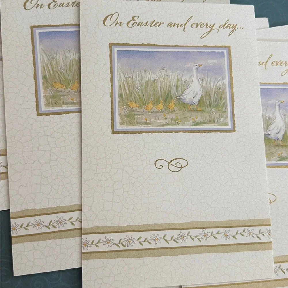 8 Easter Greeting Cards no envelopes included